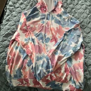 Super soft camo light hoodie
